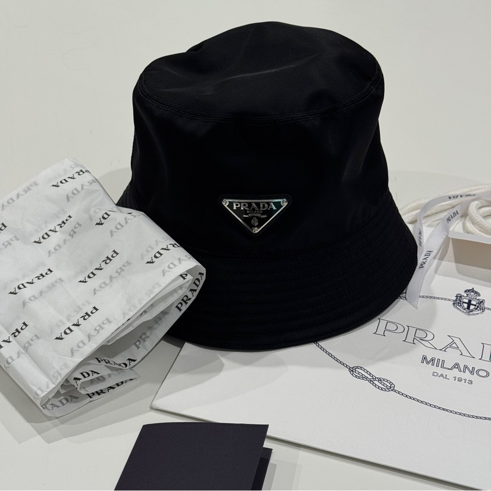 Prada Re-Nylon Black Logo Bucket Hat - Picture 3 of 9